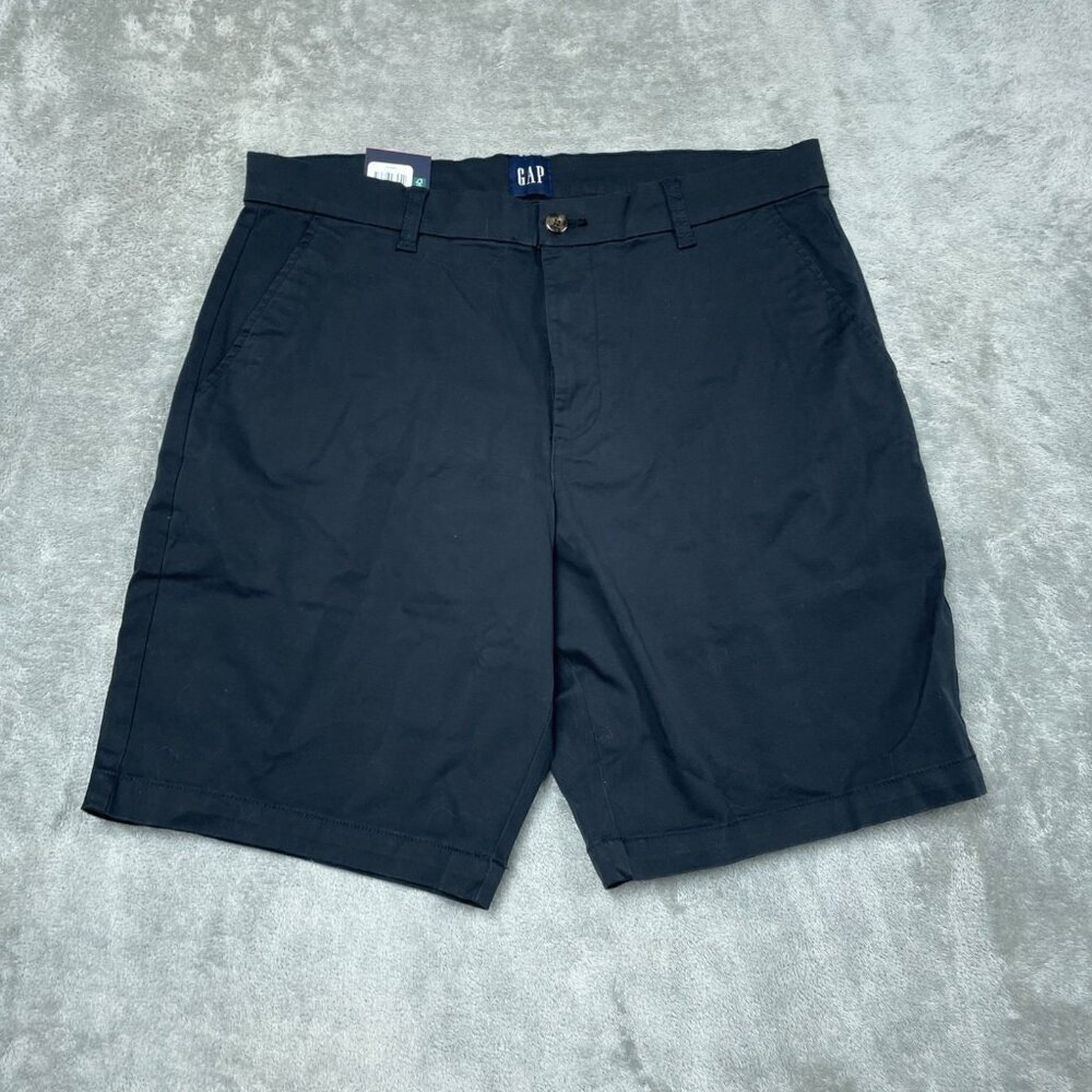 Gap Mens Flat Front Shorts Size 34 Black Classic Fit NWT a1476